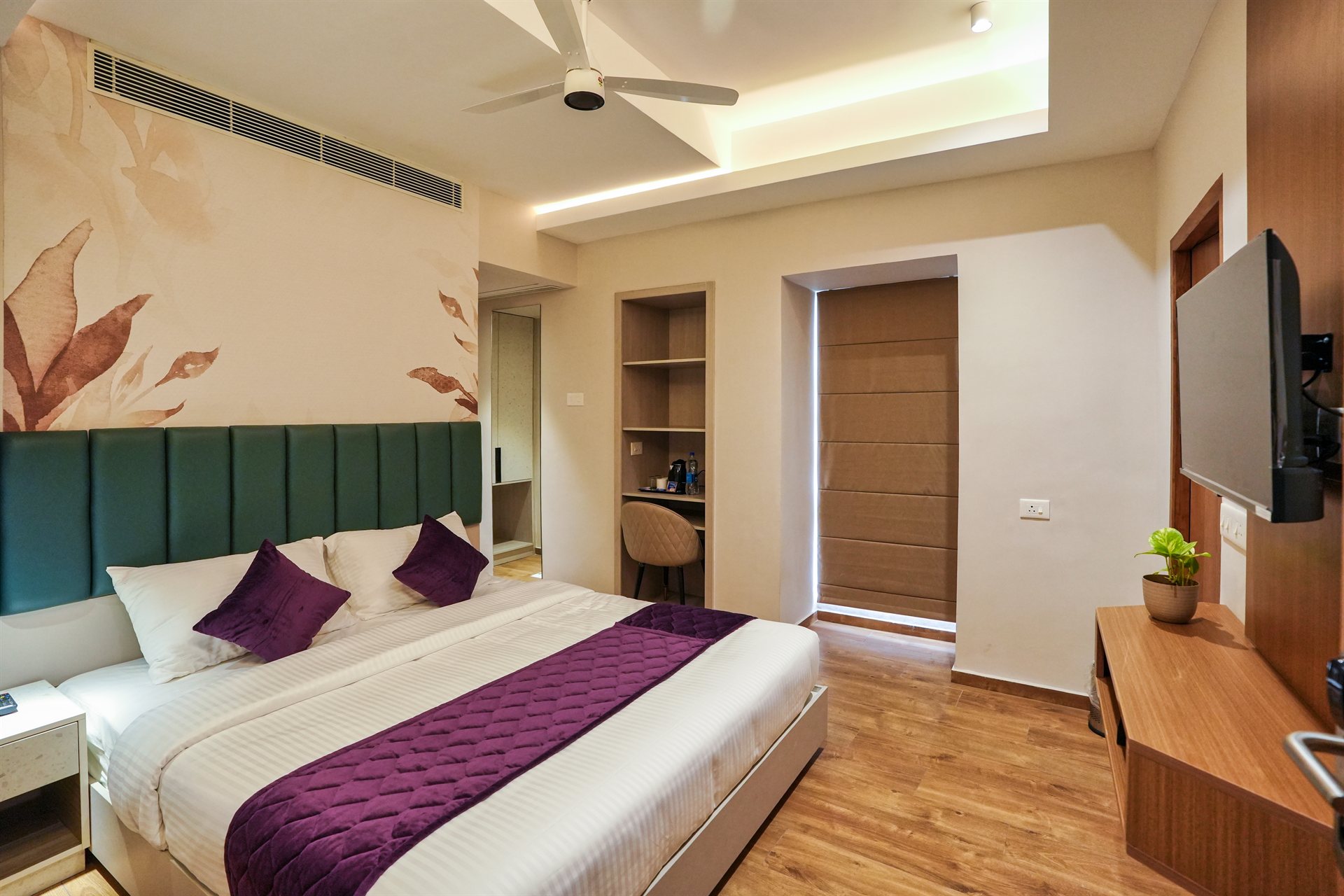 Standard Deluxe Room